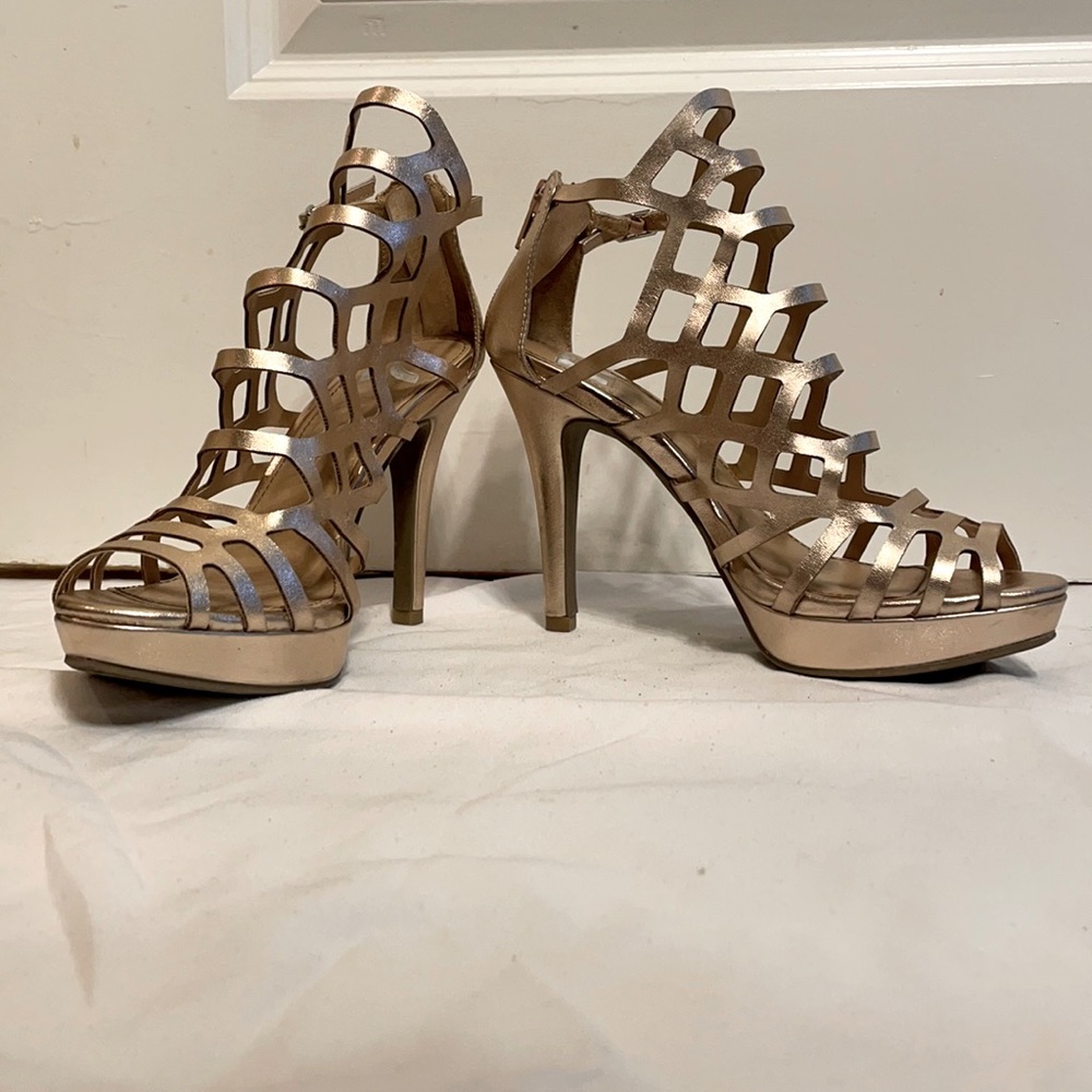 Gorgeous Gold Heels